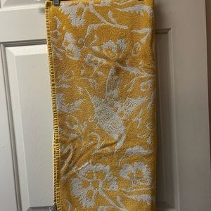 Set of 3 bath towels and 3 hand towels from World Market